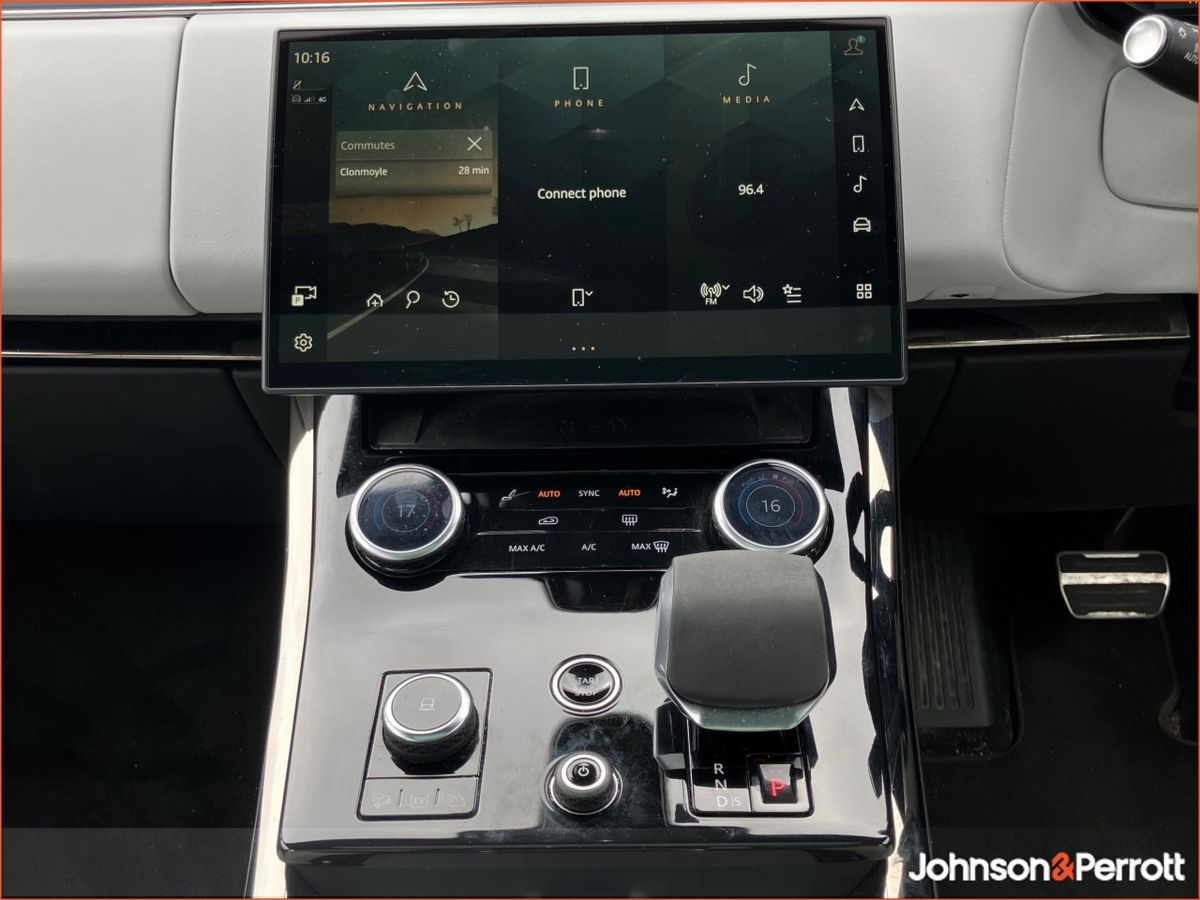 Land Rover Range Rover Sport  PHEV SE Dynamic, (Remainder manufacturer warranty)
