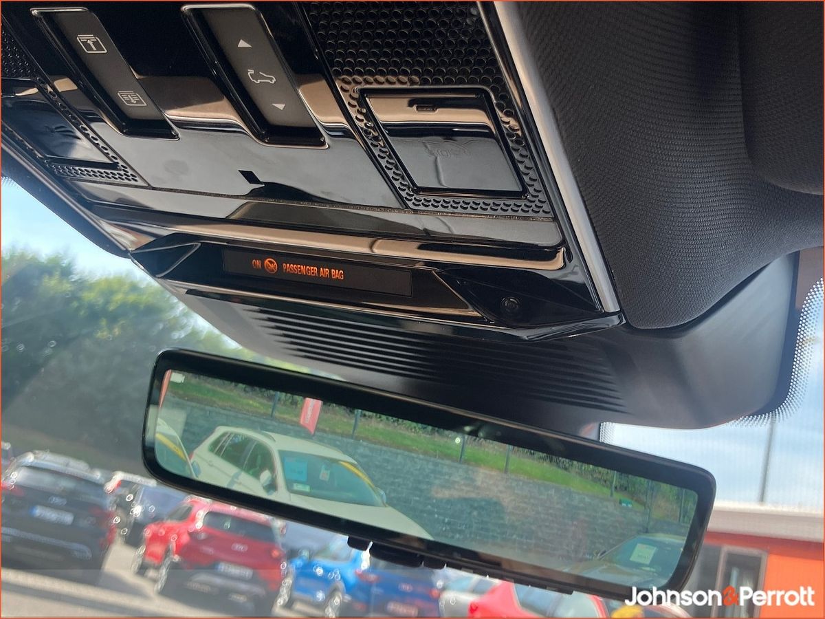 Land Rover Range Rover SWB 3.0 Si6 PHEV SE, (Remainder manufacturer warranty)