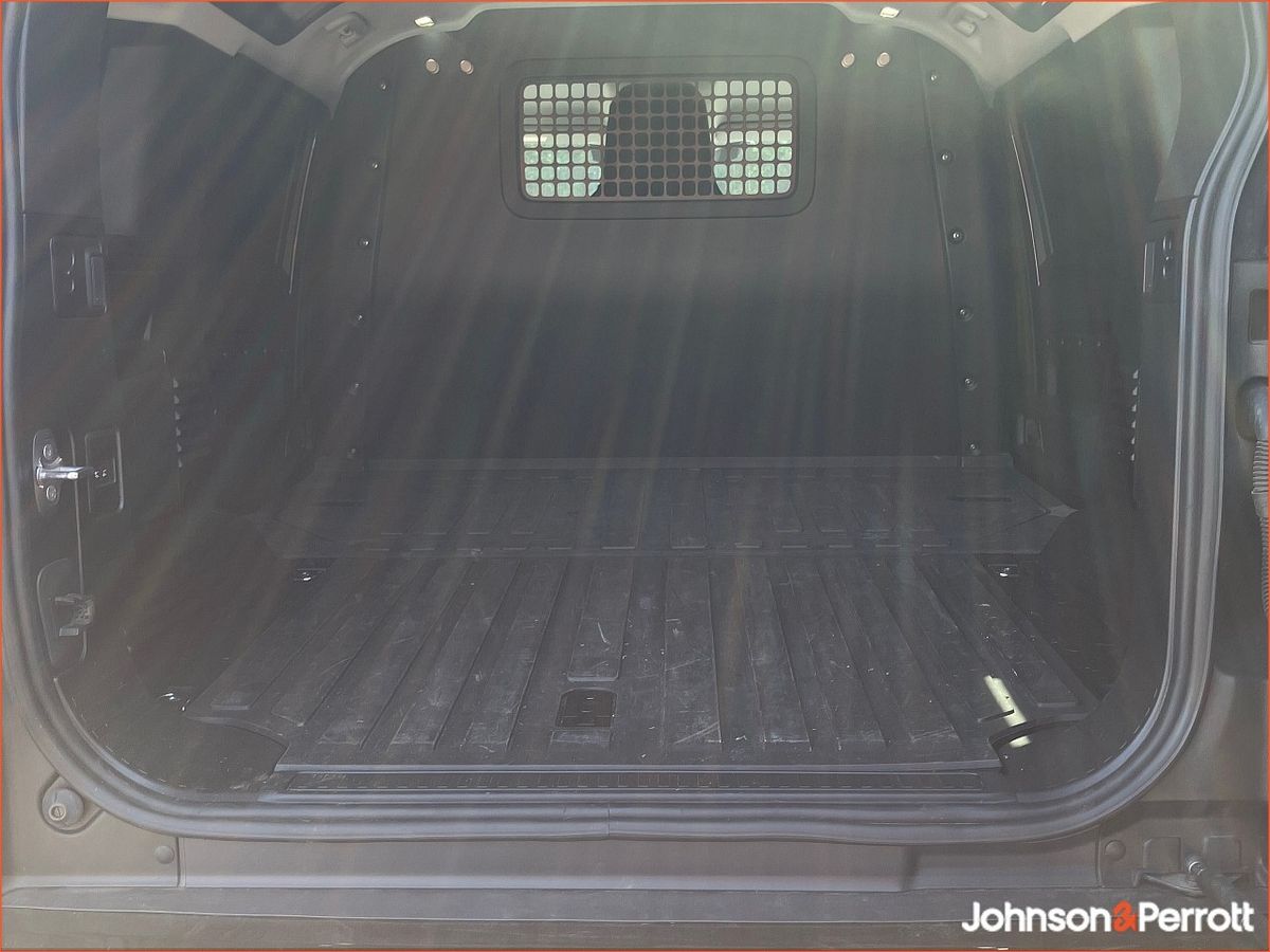 Land Rover Defender DEFENDER 110 3.0 D SE HARD TOP, (Remainder of 5 Year Manufaturer Warranty & Price Excludes VAT)