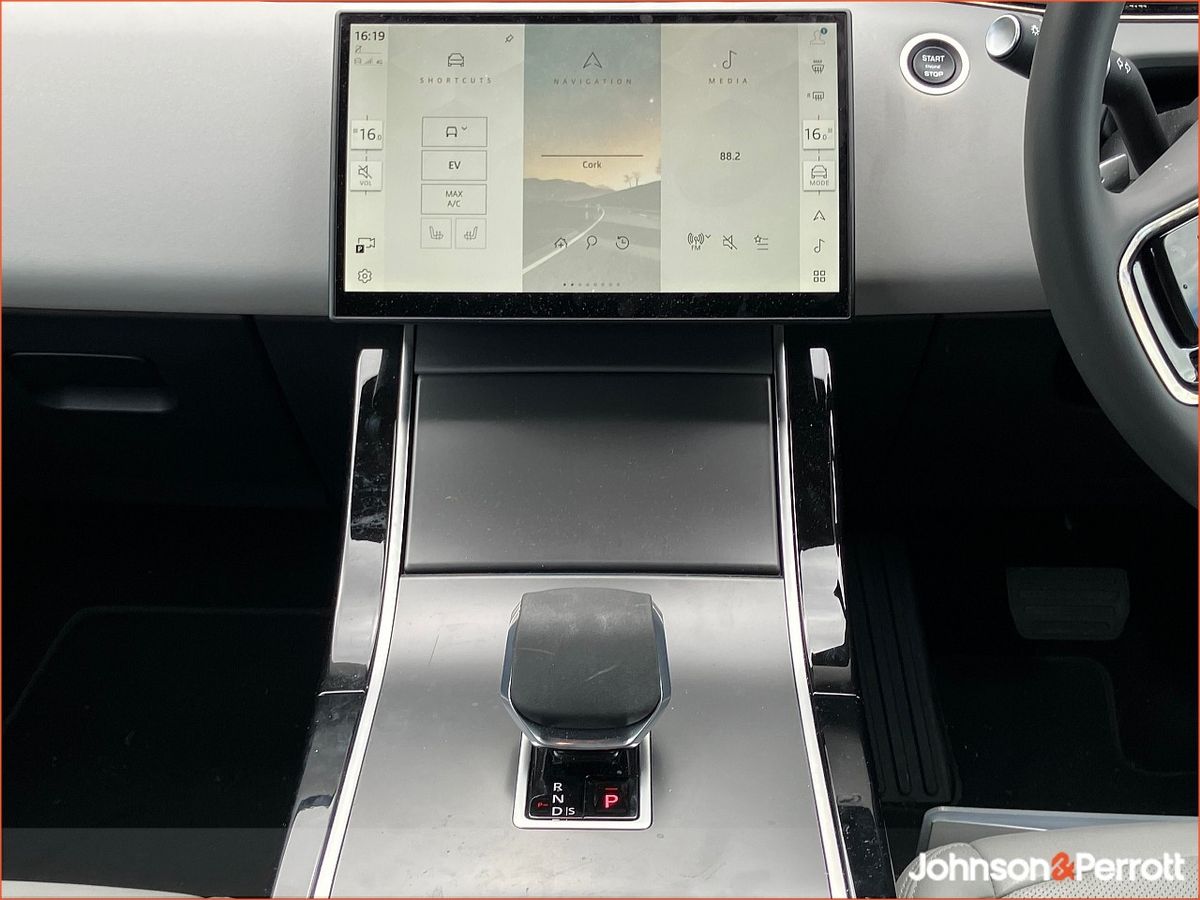 Land Rover Range Rover Evoque 1.5 I3 PHEV 269 PS S, (Remainder of Manufacturer Warranty)