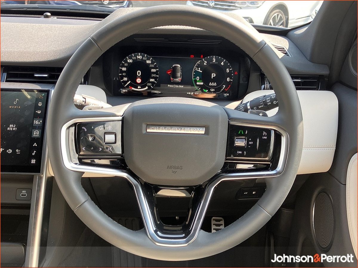 Land Rover Discovery Sport 1.5 I3 PHEV 269 PS Dynamic S, (Remainder of 5 Year Manufaturer Warranty)