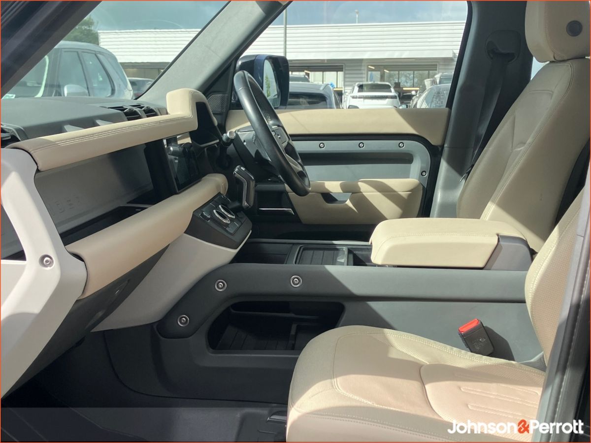 Land Rover Defender 110 2.0D SD4 S
