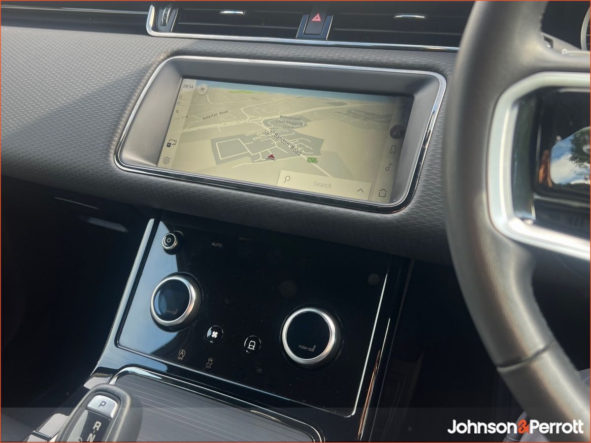Land Rover Range Rover Evoque R Rover Evoque R-Dyn S Phev A  R-Dynamic S  P300 e 309 AWD PHEV 109BHP /80kw 12.2 kWh Battery Auto Start/Stop, (Remainder of Manufacturer Warranty) 