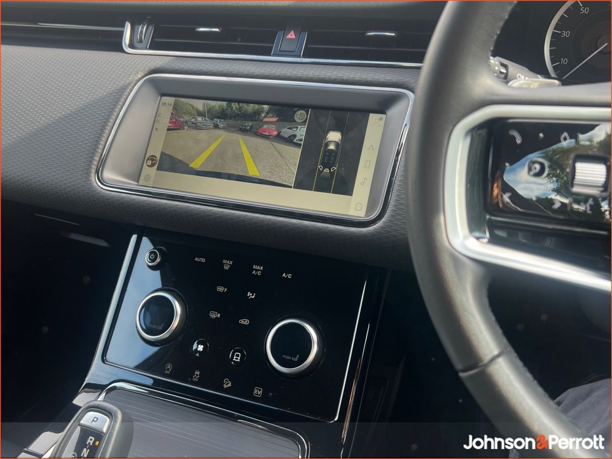 Land Rover Range Rover Evoque R Rover Evoque R-Dyn S Phev A  R-Dynamic S  P300 e 309 AWD PHEV 109BHP /80kw 12.2 kWh Battery Auto Start/Stop, (Remainder of Manufacturer Warranty) 