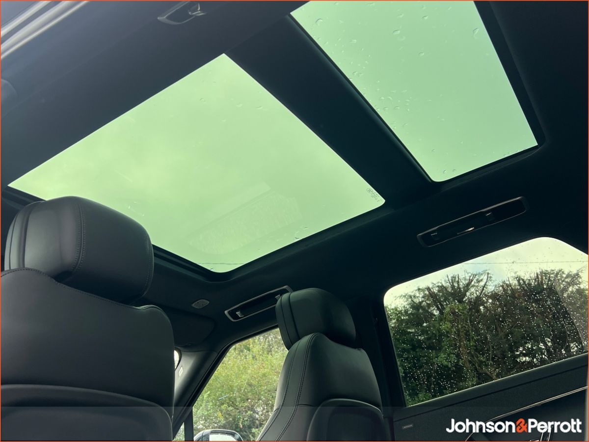 Land Rover Range Rover Sport 3.0D I6 300 PS Dynamic SE, (Remainder of Manufacturer Warranty)