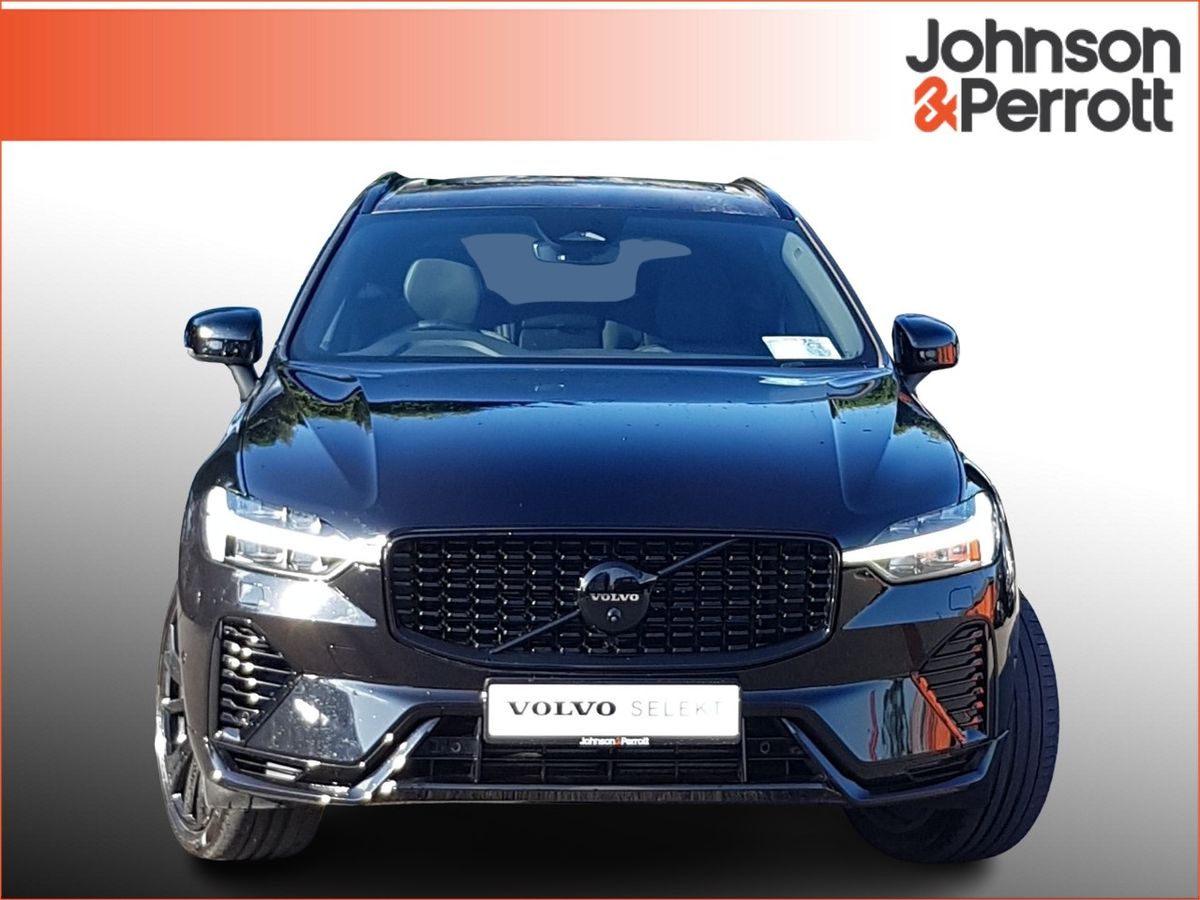 Volvo XC60 T6 350bhp AWD PHEV Plus Black Edition (Lighting Pack / Panoramic Sunroof / 360 Camera)