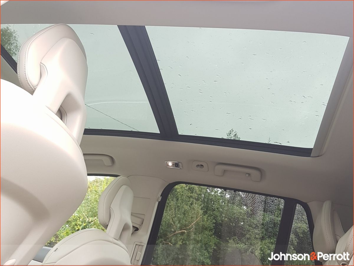 Volvo XC90 T8 397bhp PHEV Inscription Pro Auto AWD (360 Camera / Int Booster Cushion / Premium Sound)