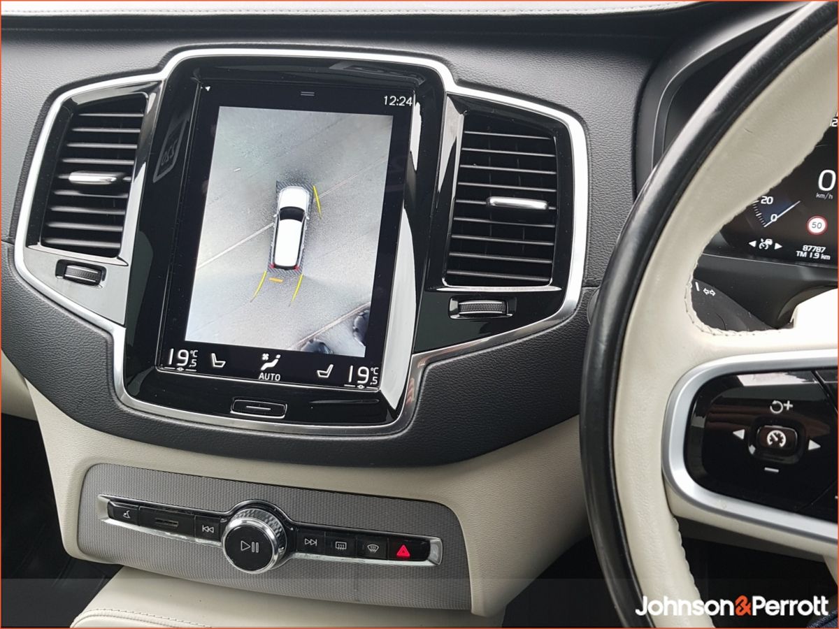 Volvo XC90 T8 397bhp PHEV Inscription Pro Auto AWD (360 Camera / Int Booster Cushion / Premium Sound)