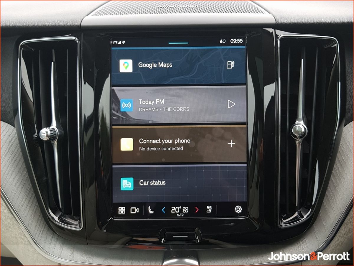 Volvo XC60 T6 350 bhp AWD PHEV Plus Bright (Three Year Volvo Selekt Warranty + Two Year Volvo Service Plan)