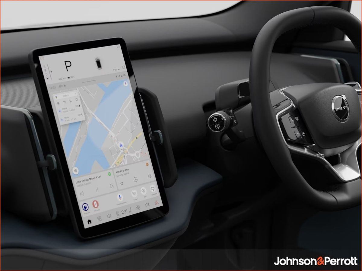 Volvo EX30 51 kWh Core + Climate Pack - Crystal White - Available for Immediate Delivery