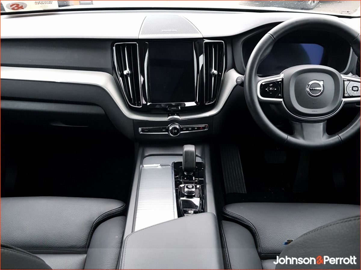 Volvo XC60 T6 350bhp AWD PHEV Plus Dark (Volvo Selekt Warranty until March 2030)