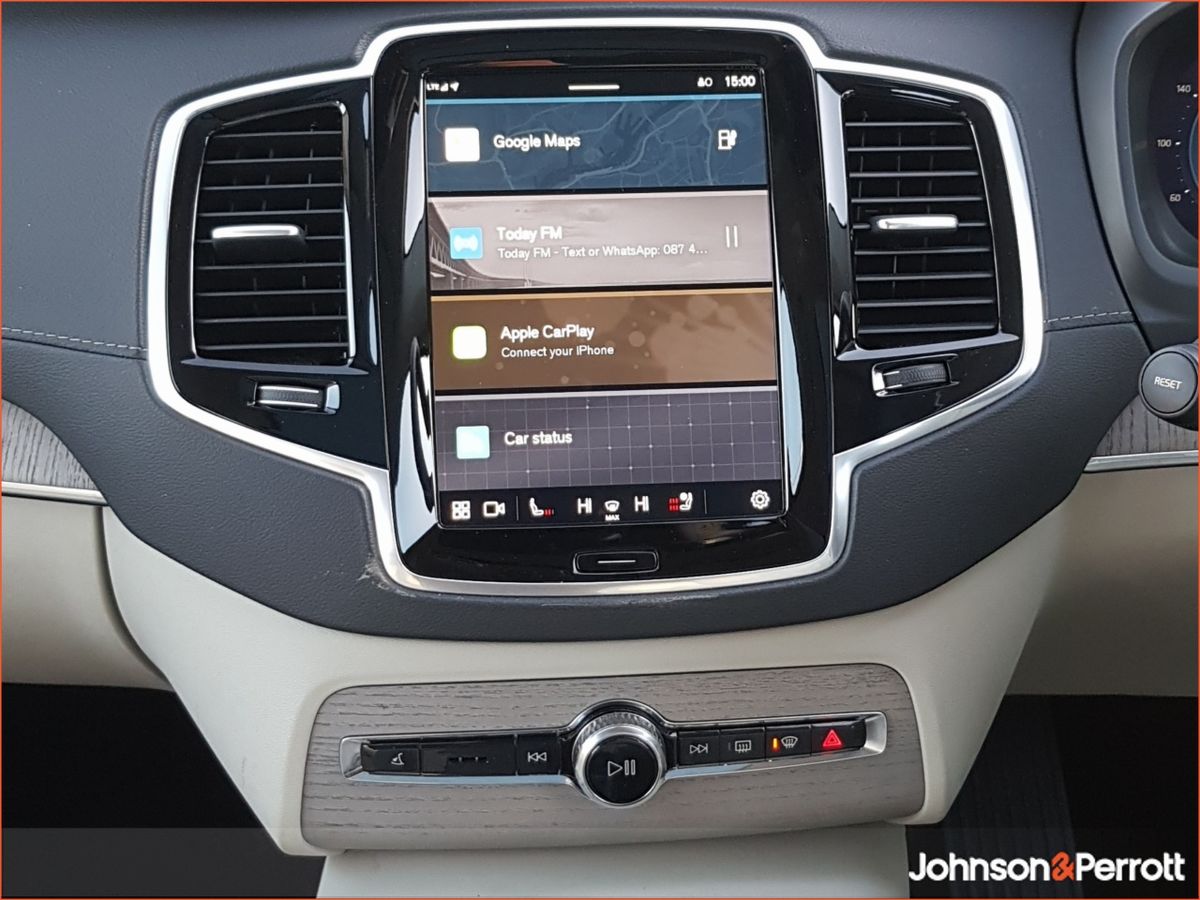 Volvo XC90 T8 455bhp AWD PHEV Plus Bright - Three Year Volvo Selekt Warranty