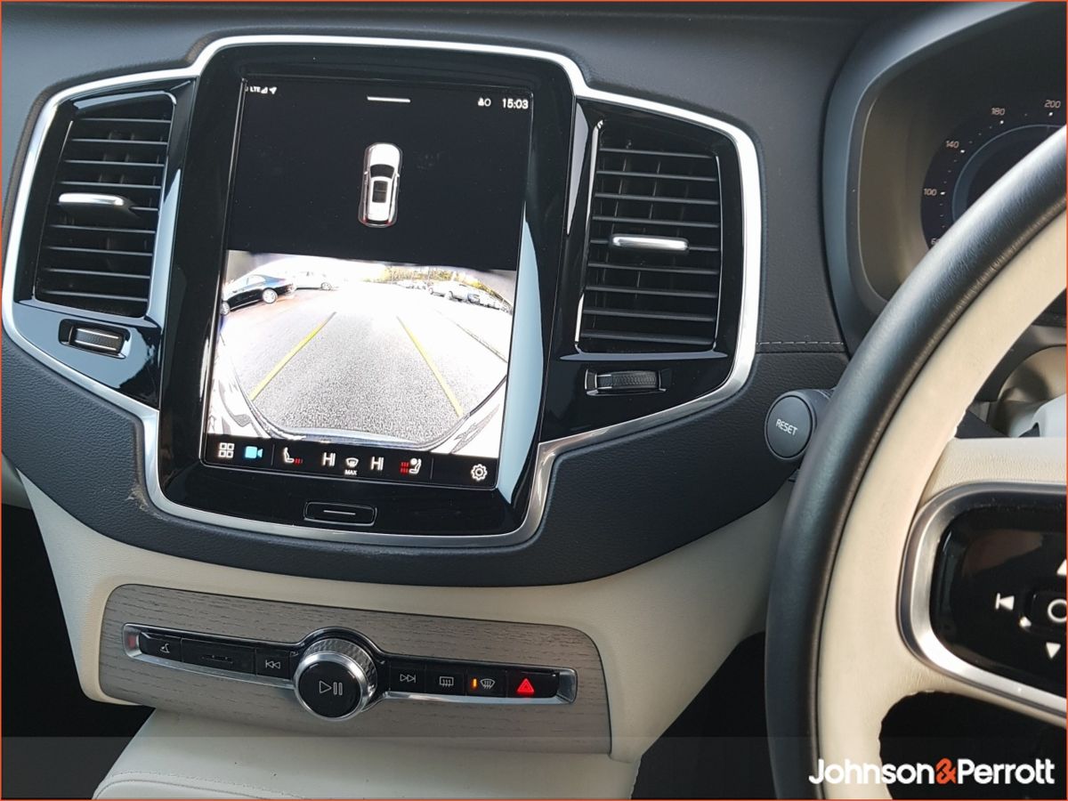 Volvo XC90 T8 455bhp AWD PHEV Plus Bright - Three Year Volvo Selekt Warranty