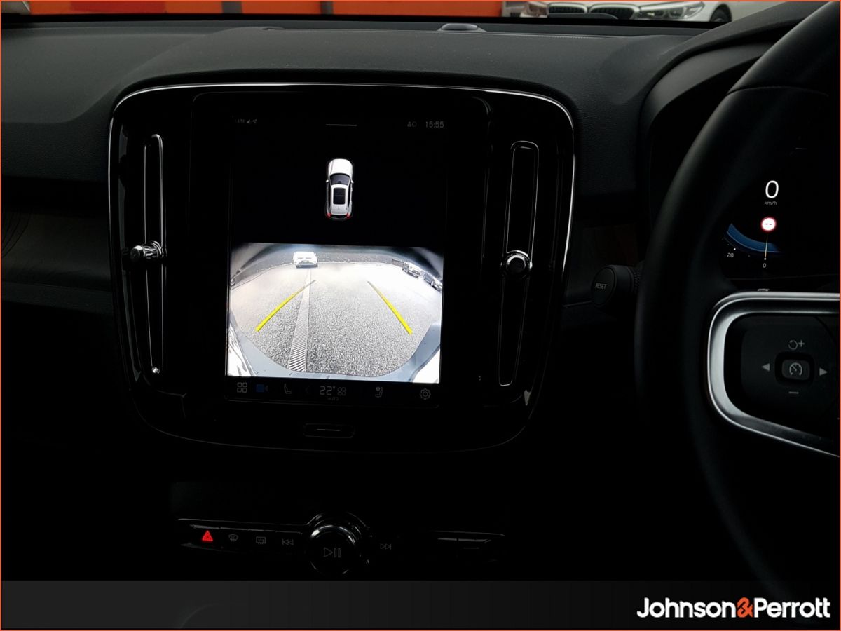 Volvo EX40 82 kWh 252bhp Extended Range Plus