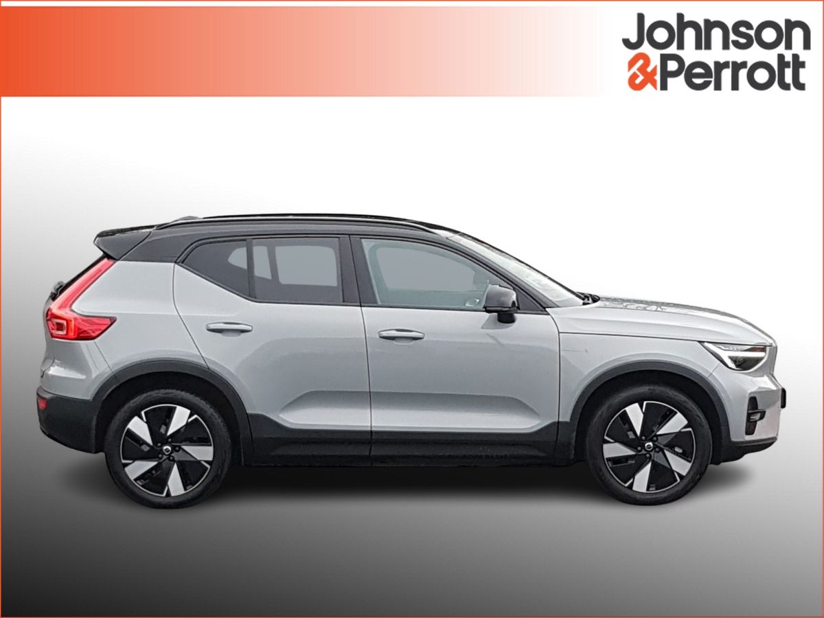 Volvo EX40 82 kWh 252bhp Extended Range Plus - Adaptive Cruise / BLIS / Heated Seats