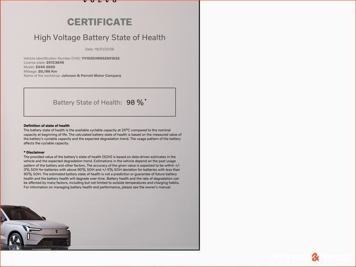 Volvo EX40 82 kWh 252bhp Extended Range Plus - Adaptive Cruise / BLIS / Heated Seats