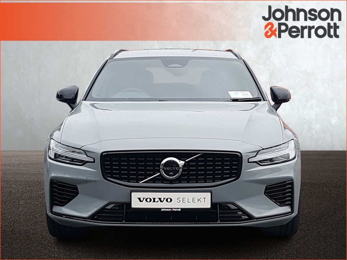 Volvo V60 T6 350 bhp AWD PHEV Plus Dark - Five Year Volvo Warranty until Jan 2031