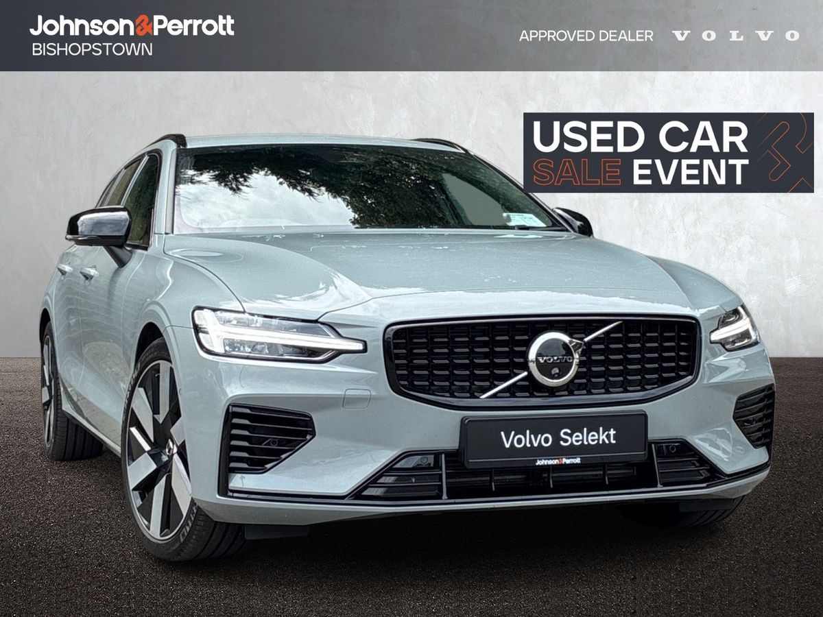 Volvo V60 T6 350 bhp AWD PHEV Plus Dark - Towbar / Pilot Assist + 360 Camera