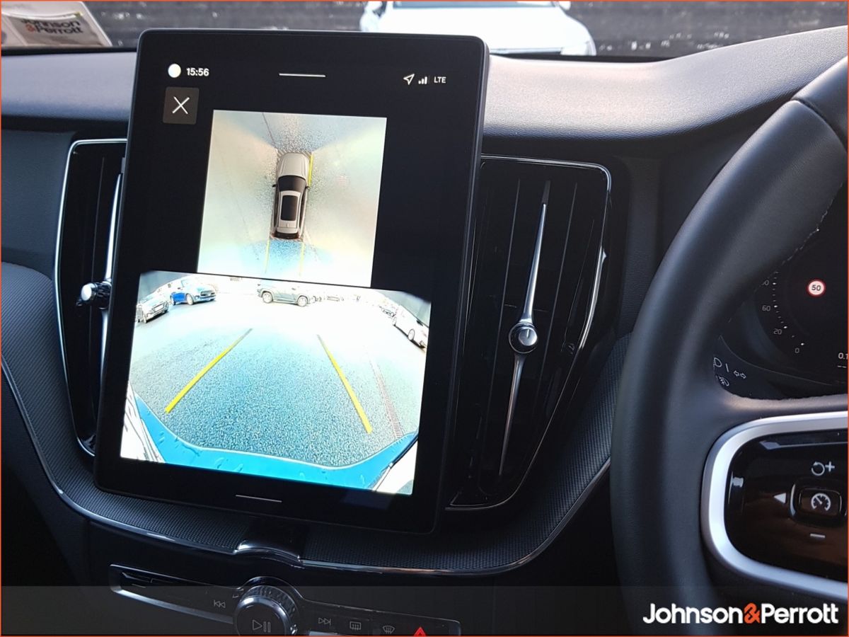 Volvo XC60 T6 350bhp AWD PHEV Plus Black Edition