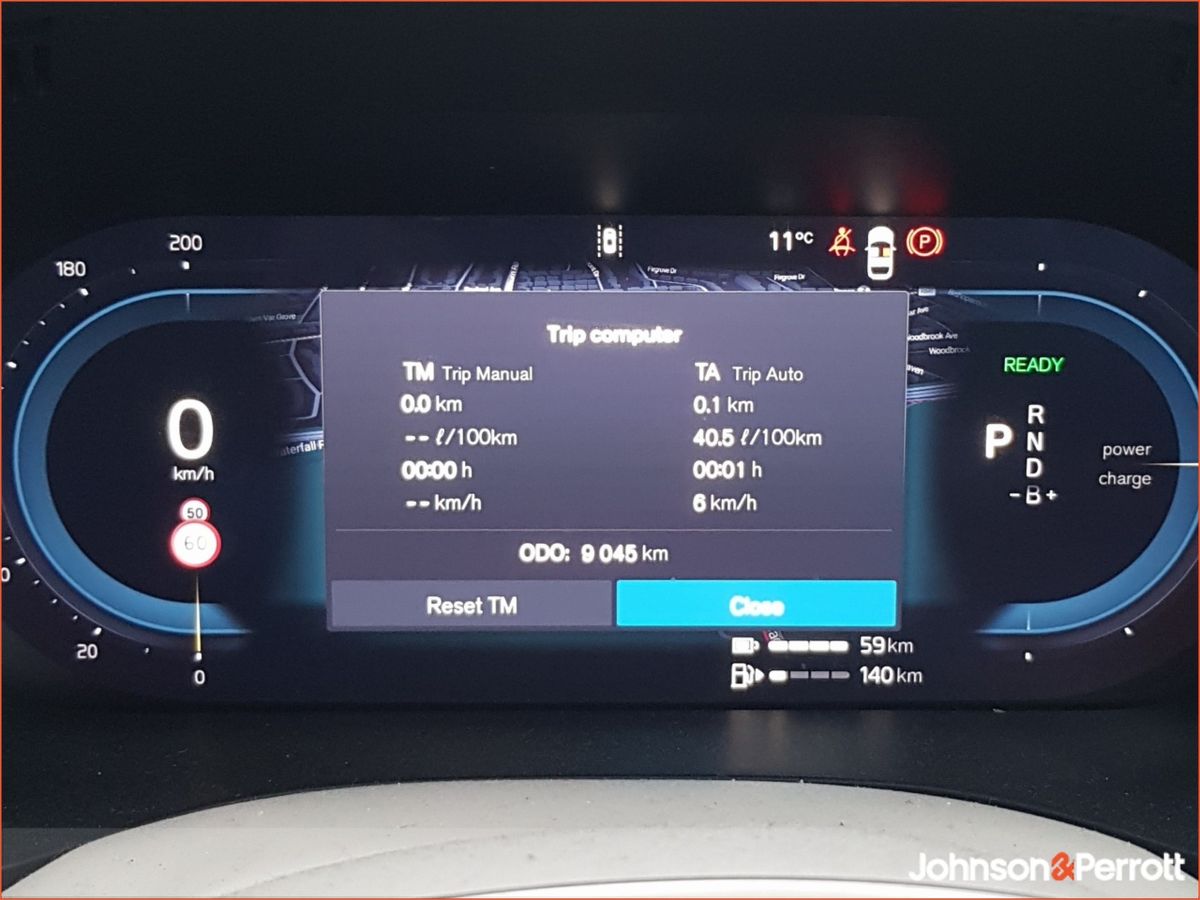 Volvo XC60 T6 350bhp AWD PHEV Plus Bright (Four Year Volvo Selekt Warranty  + Two Year Volvo Service Plan)