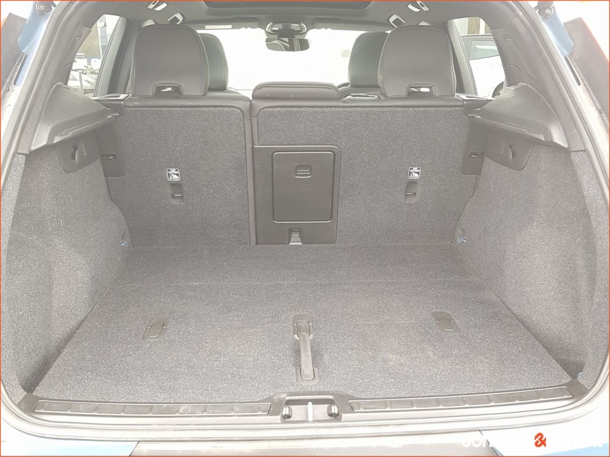 Volvo XC40 69 kWh  231hp Ultimate - Two Year Volvo Selekt Warranty