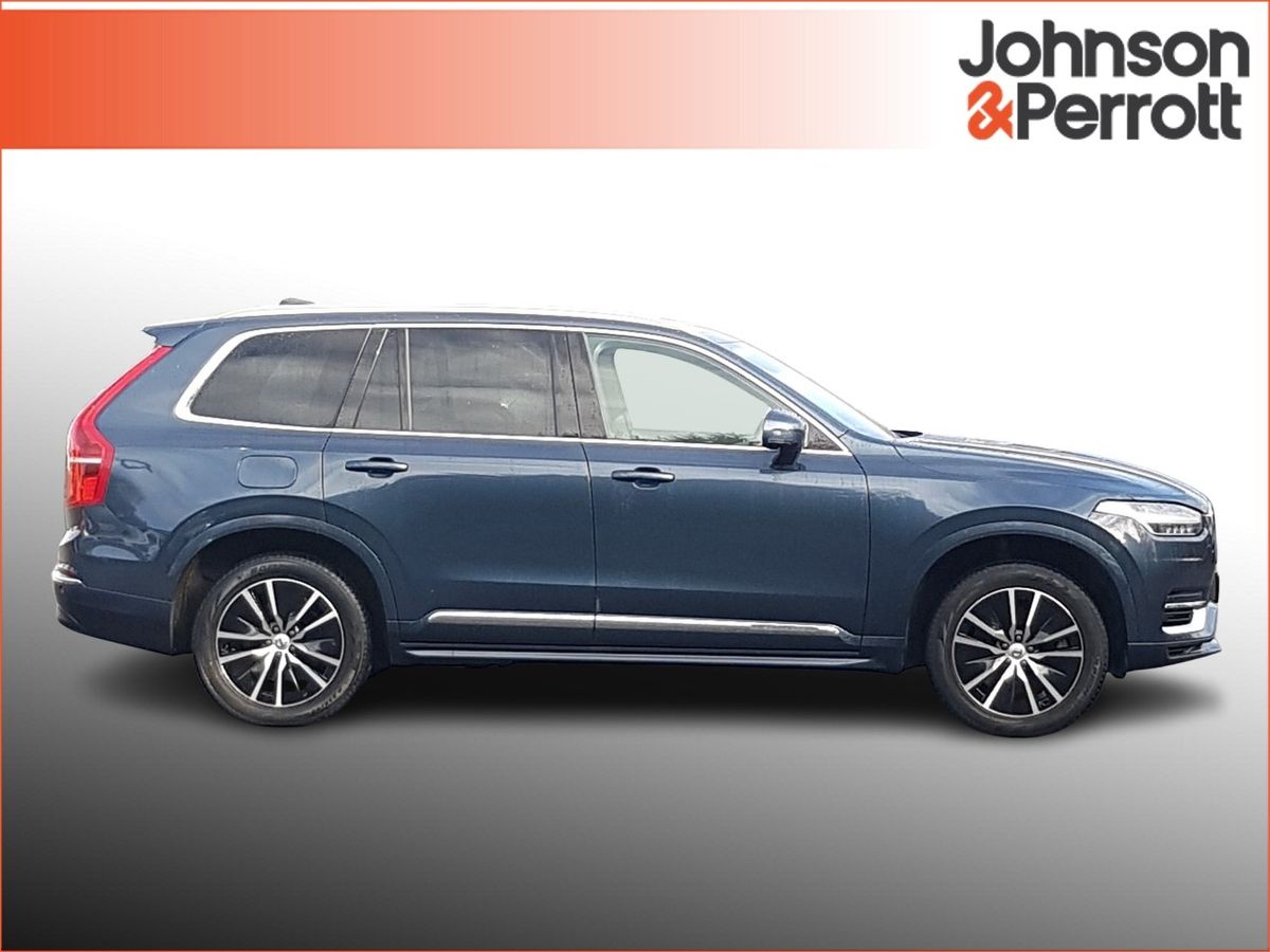 Volvo XC90 T8 PHEV 455hp Core Bright (Two Year Volvo Selekt Warranty + Two Year Volvo Service Plan)