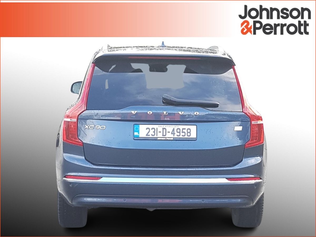 Volvo XC90 T8 PHEV 455hp Core Bright (Two Year Volvo Selekt Warranty + Two Year Volvo Service Plan)