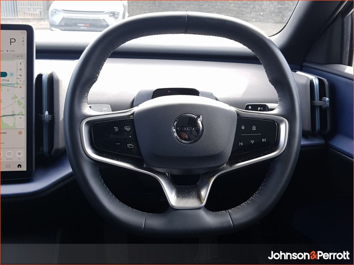Volvo EX30 69 kwh Extended Range 272hp Ultra - Three Year Volvo Selekt Warranty