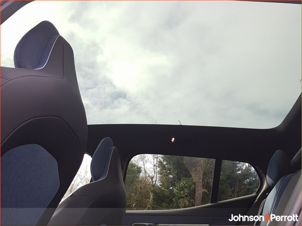 Volvo EX30 69 kwh Extended Range 272hp Ultra - Three Year Volvo Selekt Warranty