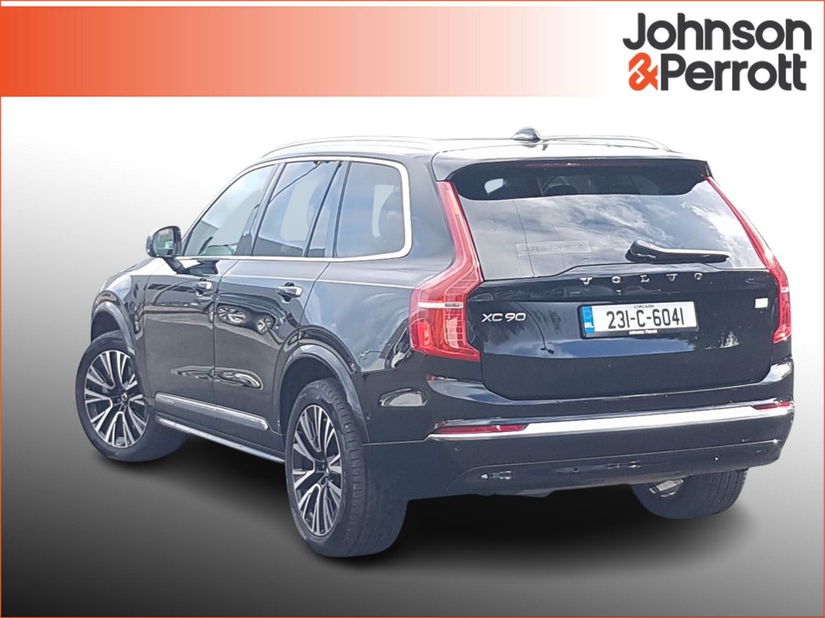 Volvo XC90 T8 455hp AWD Plus Bright (Two Year Volvo Selekt Warranty and Two Year Service Plan)