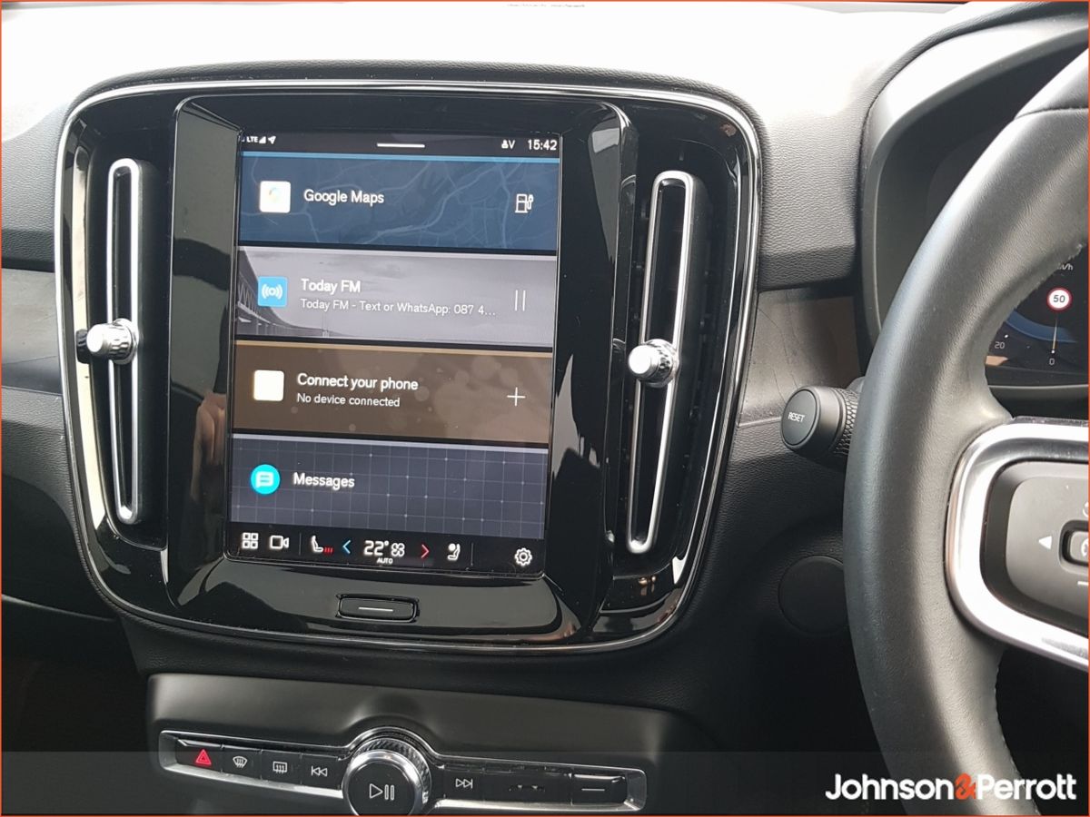 Volvo XC40 69 kWh 231hp Ultimate - Two Year Volvo Selekt Warranty