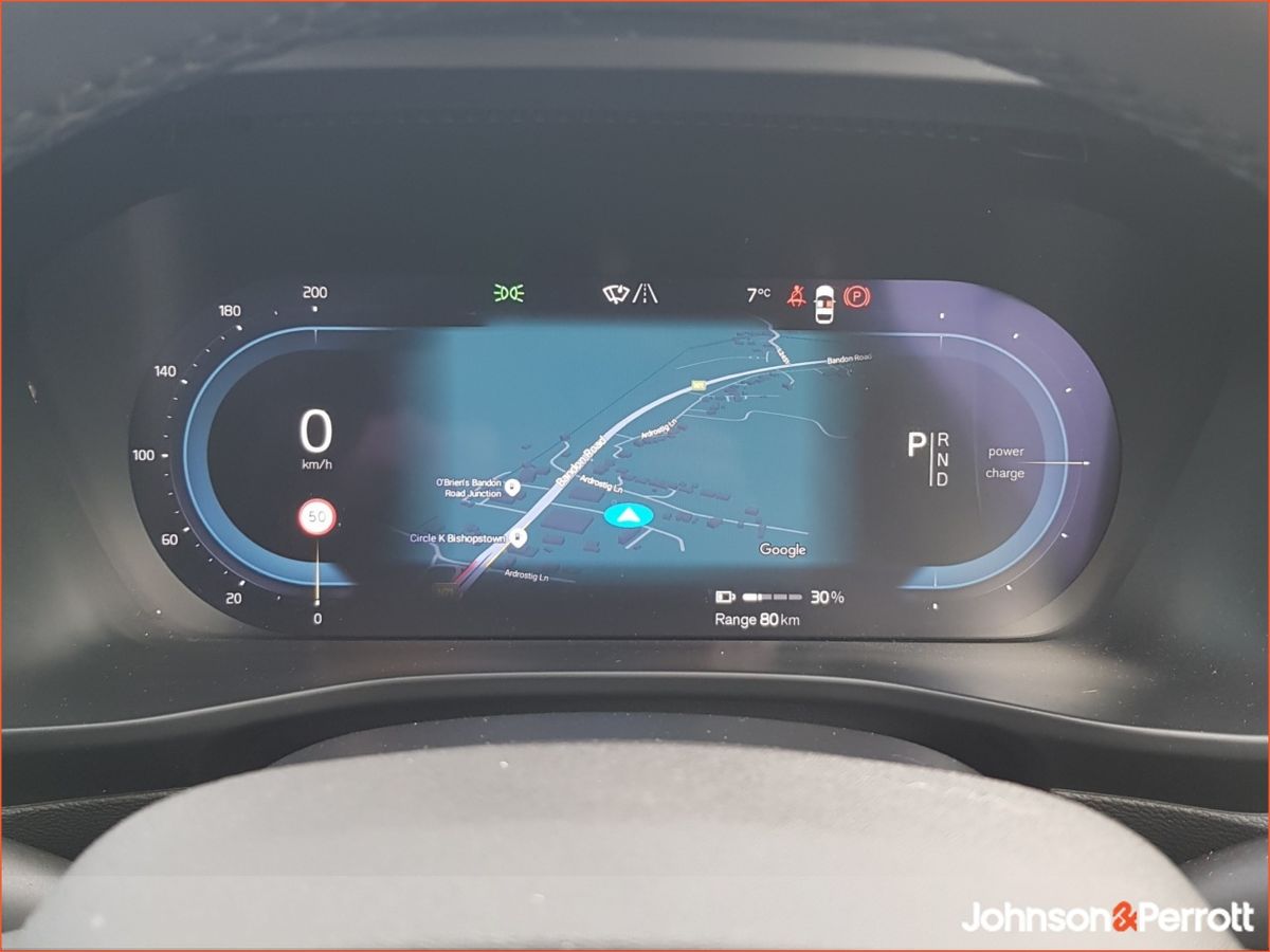 Volvo XC40 69 kWh 231hp Ultimate - Two Year Volvo Selekt Warranty