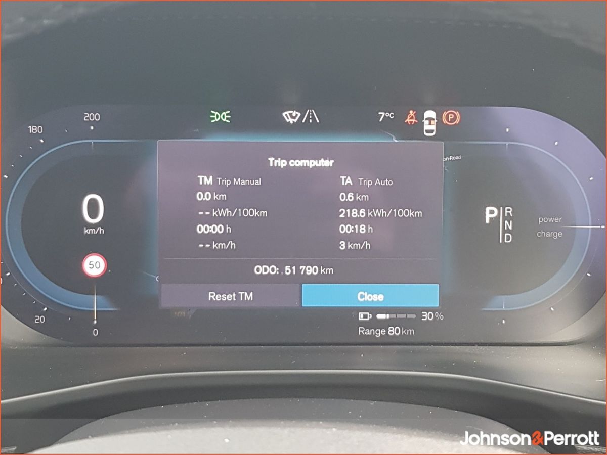 Volvo XC40 69 kWh 231hp Ultimate - Two Year Volvo Selekt Warranty