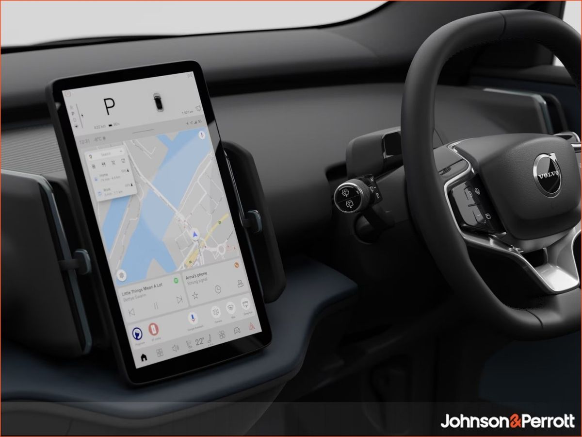 Volvo EX30 51 kWh Core + Climate Pack - Onyx Black - Available for Immediate Delivery