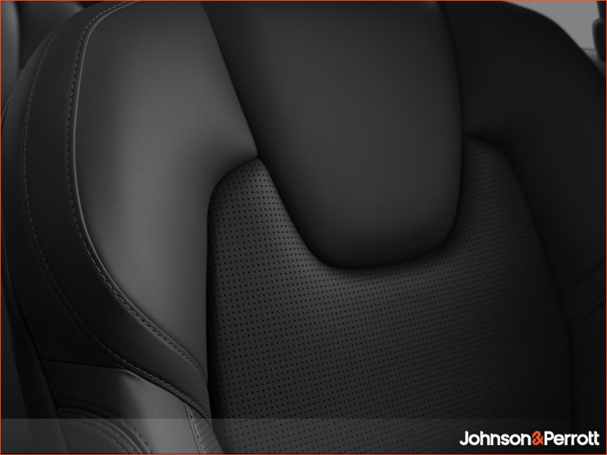 Volvo XC90 T8 455bhp AWD PHEV Ultra Black Edition - Immediate Delivery