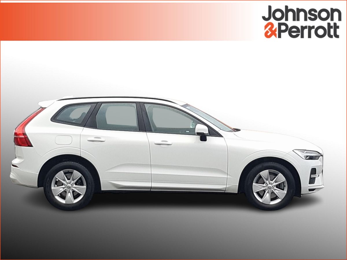 Volvo XC60 B4 197bhp Diesel MHEV Momentum (Two Year Volvo Selekt Warranty + Two Year Volvo Service Plan)