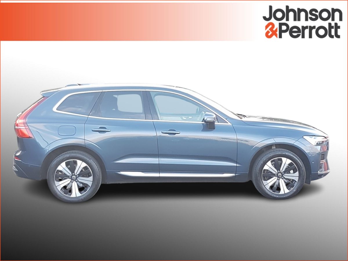 Volvo XC60 T6 350 bhp AWD PHEV Plus Bright (Two Year Volvo Selekt Warranty +Two Year Volvo Service Plan)