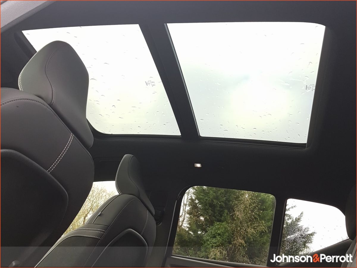 Volvo EX40 82 kWh Extended Range Electric Ultra