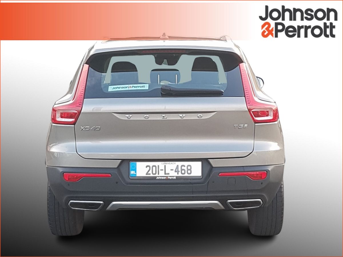 Volvo XC40 T3 163 bhp Inscription (Apple Carplay / Adaptive Cruise / BLIS)