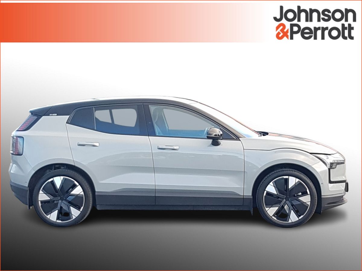 Volvo EX30 69 kWh 272hp Extended Range Ultra - Three Year Volvo Selekt Warranty