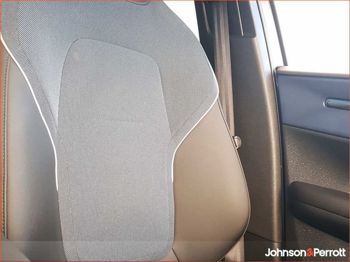 Volvo EX30 69 kWh 272hp Extended Range Ultra - Three Year Volvo Selekt Warranty