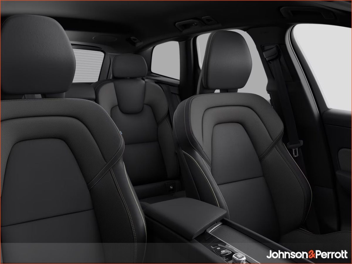 Volvo XC60 T6 350bhp AWD PHEV Plus Black Edition - Vapour Grey Metallic