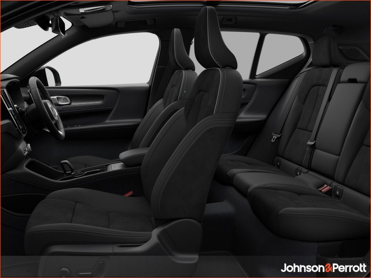 Volvo EX40 82 kWh Extended Range Ultra Black Edition  - Vapour Grey Metalllic