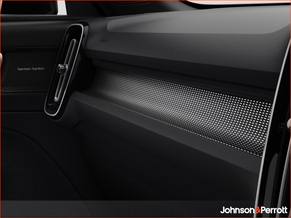 Volvo EX40 82 kWh Extended Range Ultra Black Edition  - Vapour Grey Metalllic