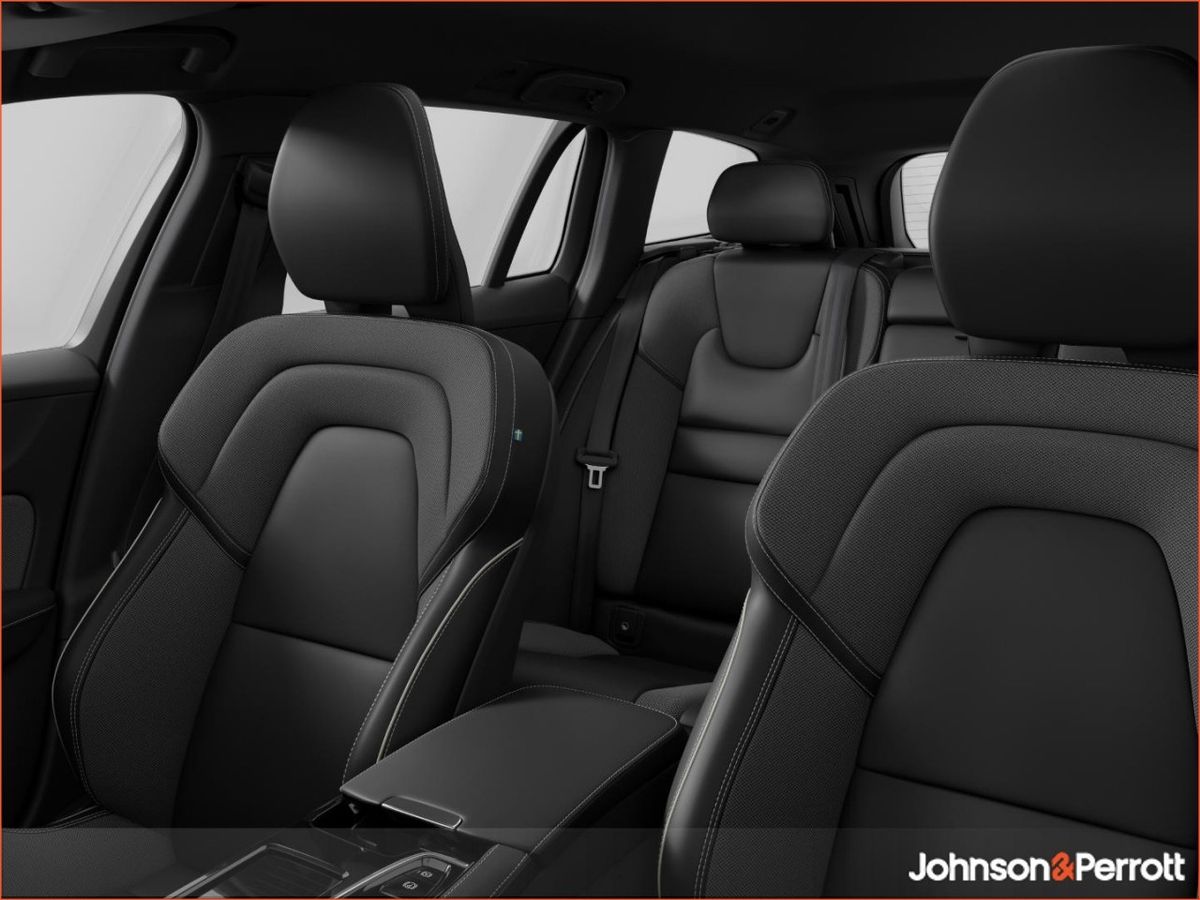 Volvo V60 T6 350bhp AWD PHEV Plus Dark - Forest Lake Metallic + Driver Assist Pack +360 Camera