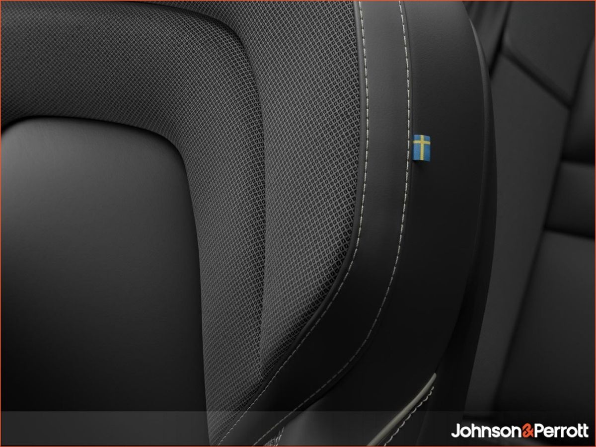 Volvo V60 T6 350bhp AWD PHEV Plus Dark - Forest Lake Metallic + Driver Assist Pack +360 Camera