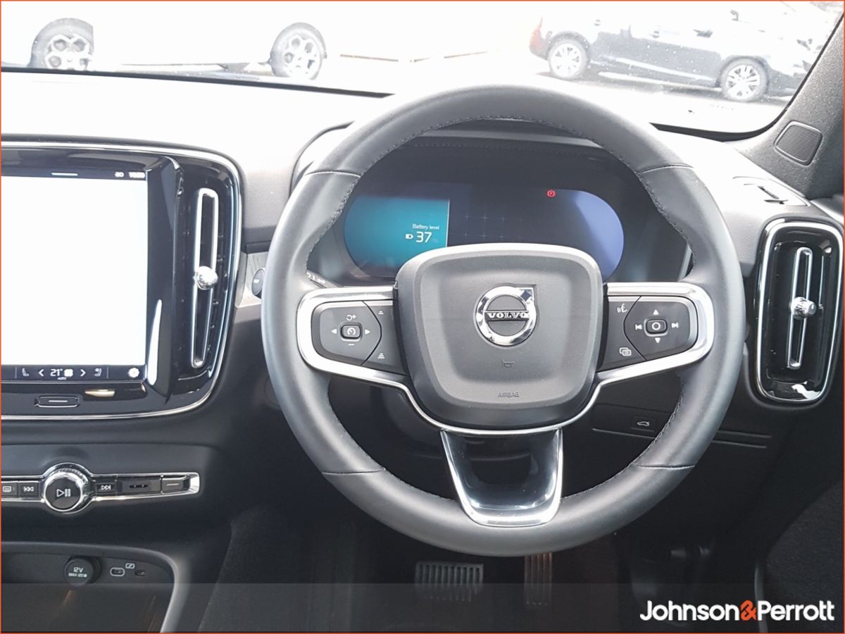 Volvo EC40 70 kWh 238 bhp Single Motor Ultra