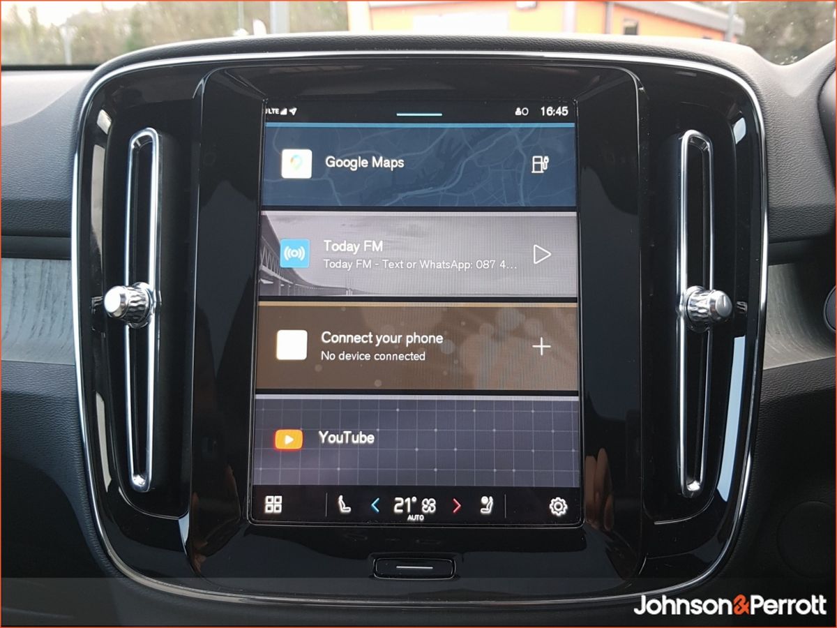 Volvo EC40 70 kWh 238 bhp Single Motor Ultra