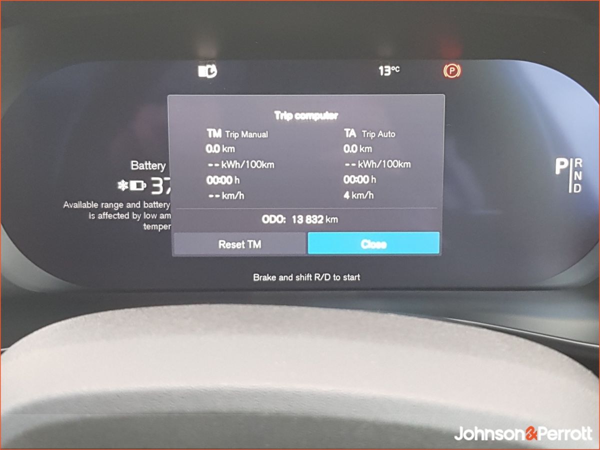 Volvo EC40 70 kWh 238 bhp Single Motor Ultra