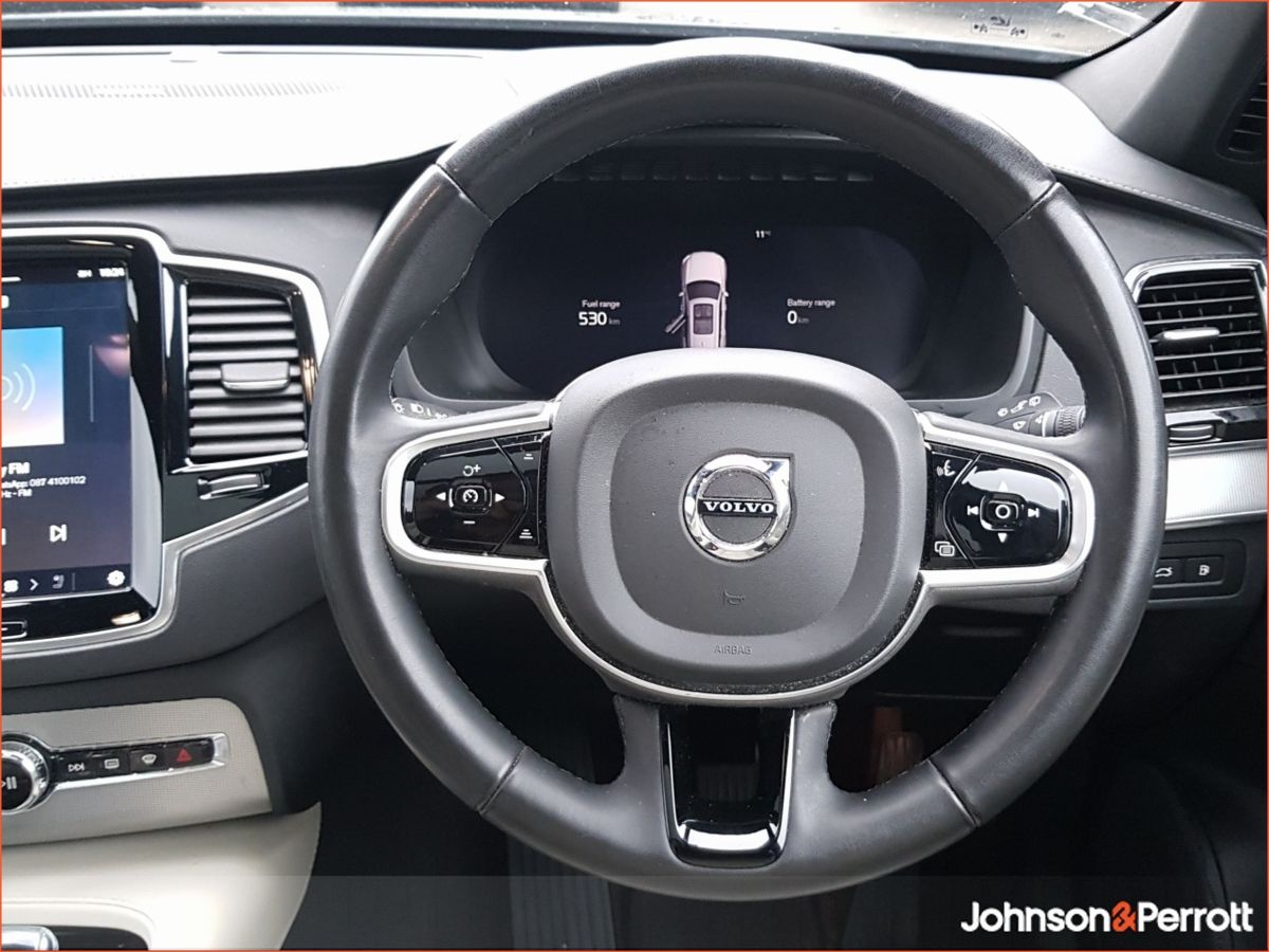 Volvo XC90 T8 455hp AWD PHEV Plus Bright - Three Year Volvo Selekt Warranty